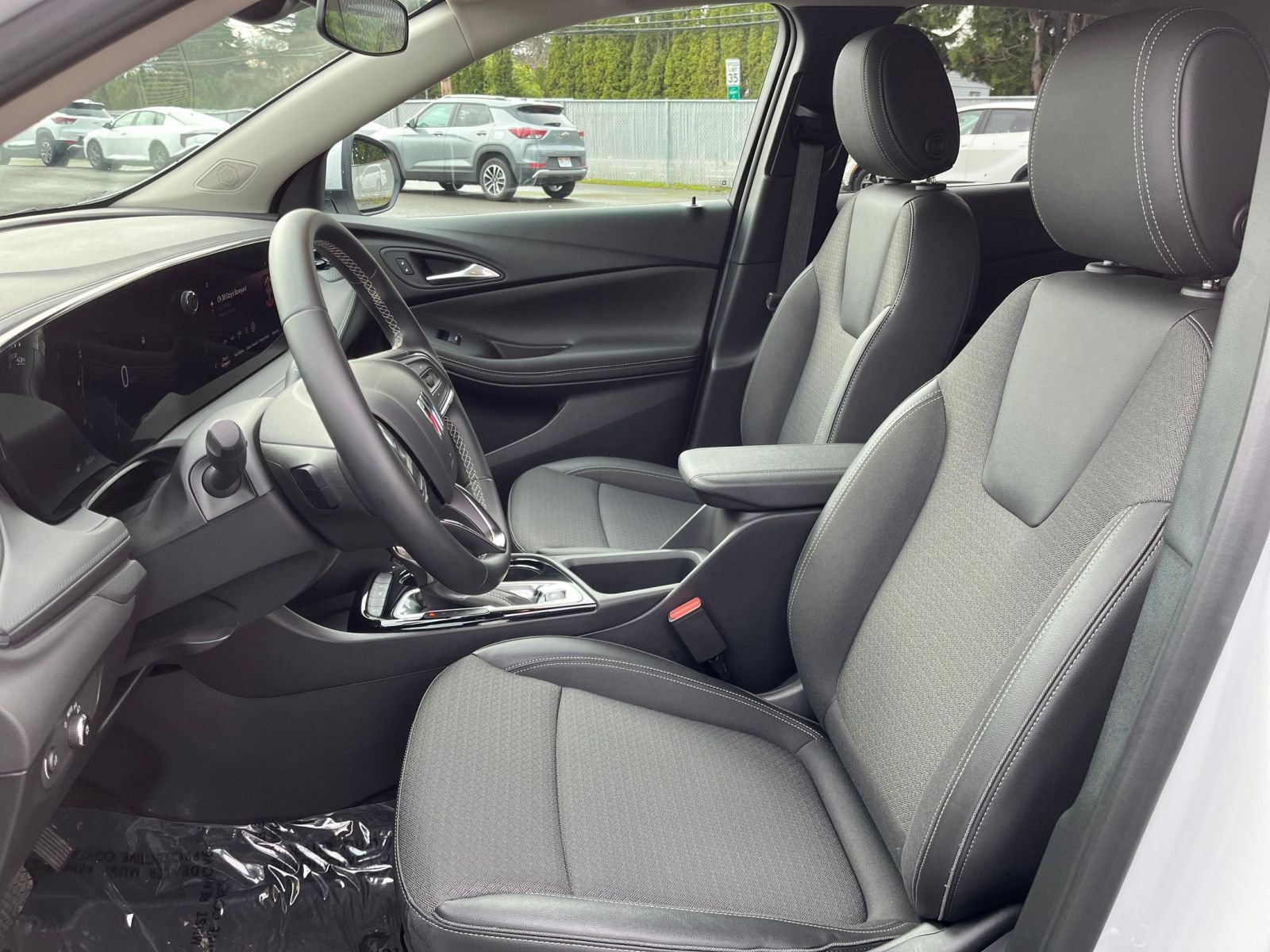 Thumbnail: 2025 Buick Encore GX - 34