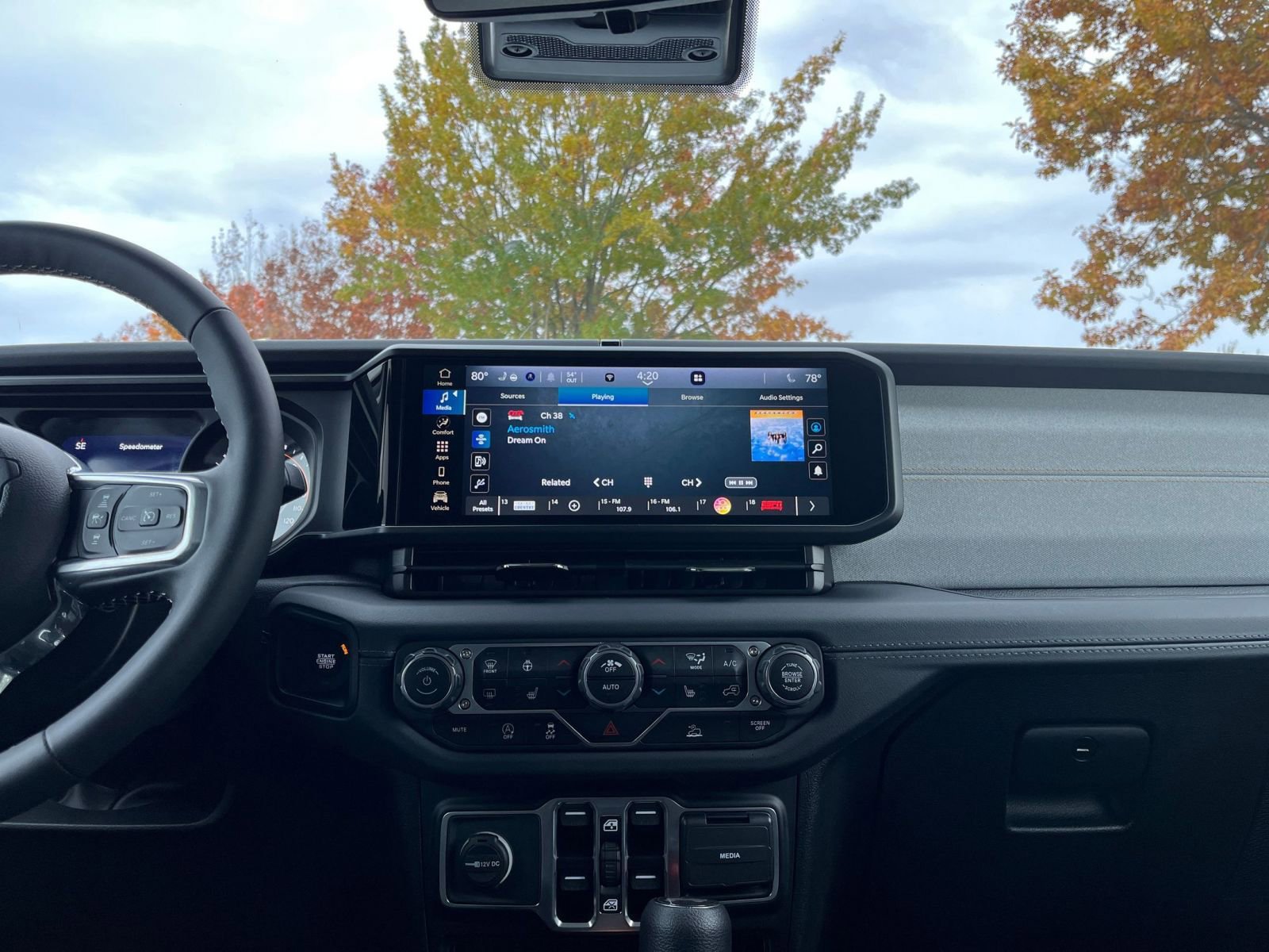 Thumbnail: 2025 Jeep Wrangler - 21