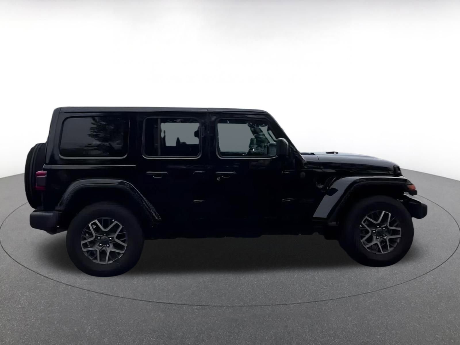 Thumbnail: 2025 Jeep Wrangler - 15