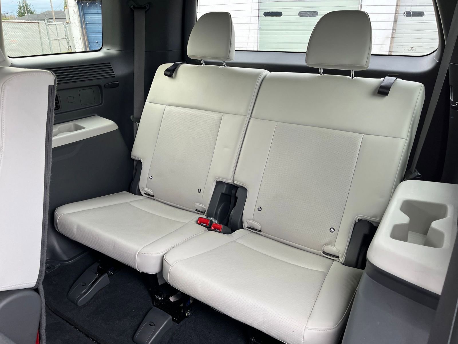 Thumbnail: 2025 Hyundai Santa Fe - 32