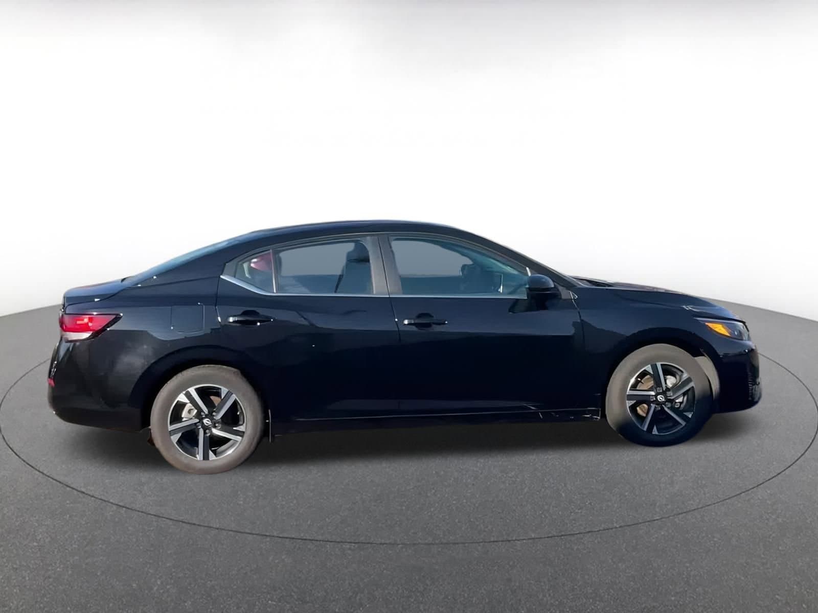 Thumbnail: 2024 Nissan Sentra - 12