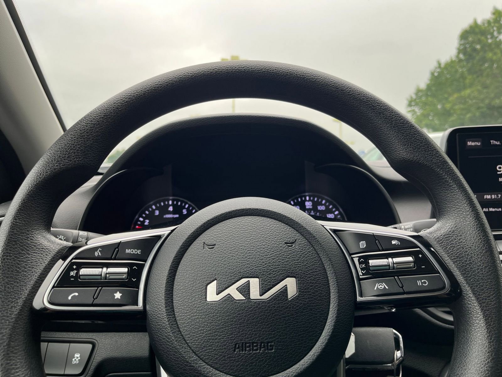 Thumbnail: 2024 Kia Forte - 25