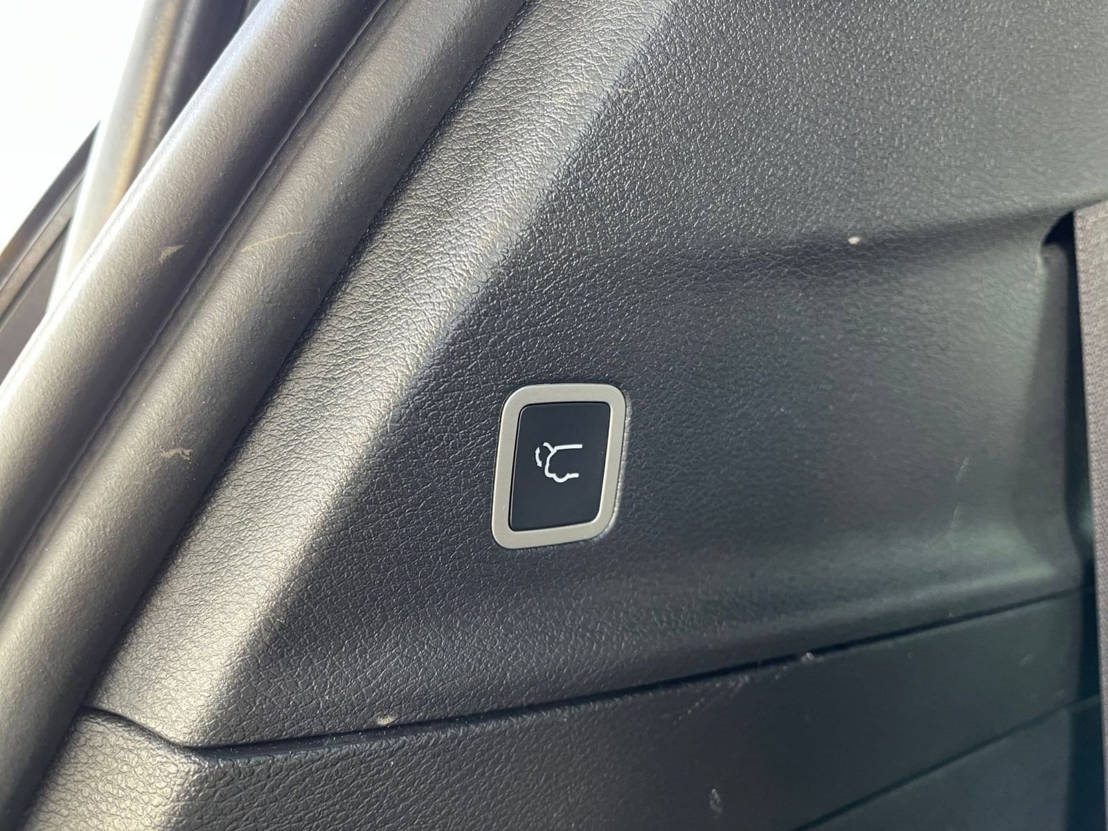 Thumbnail: 2025 Chrysler Pacifica - 24