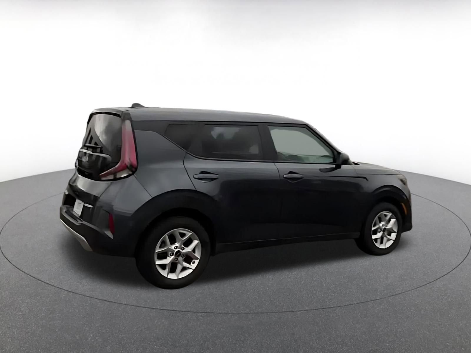 Thumbnail: 2025 Kia Soul - 15