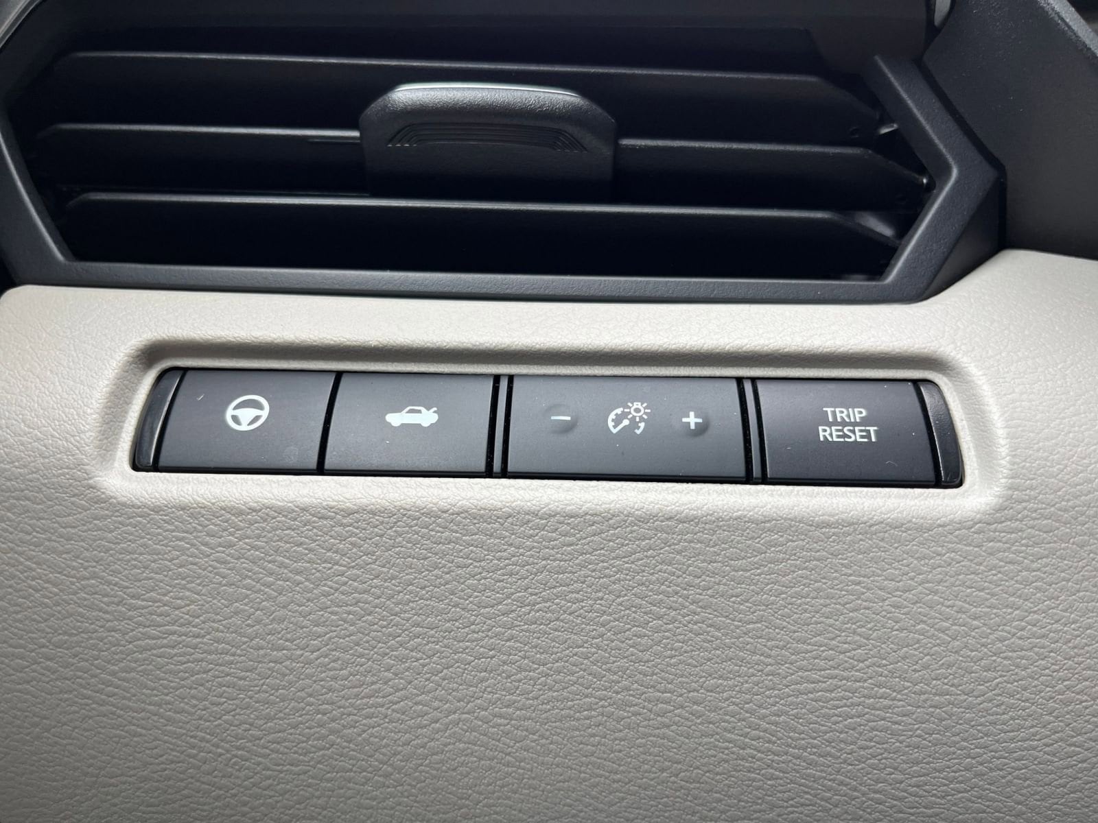 Thumbnail: 2024 Nissan Altima - 22