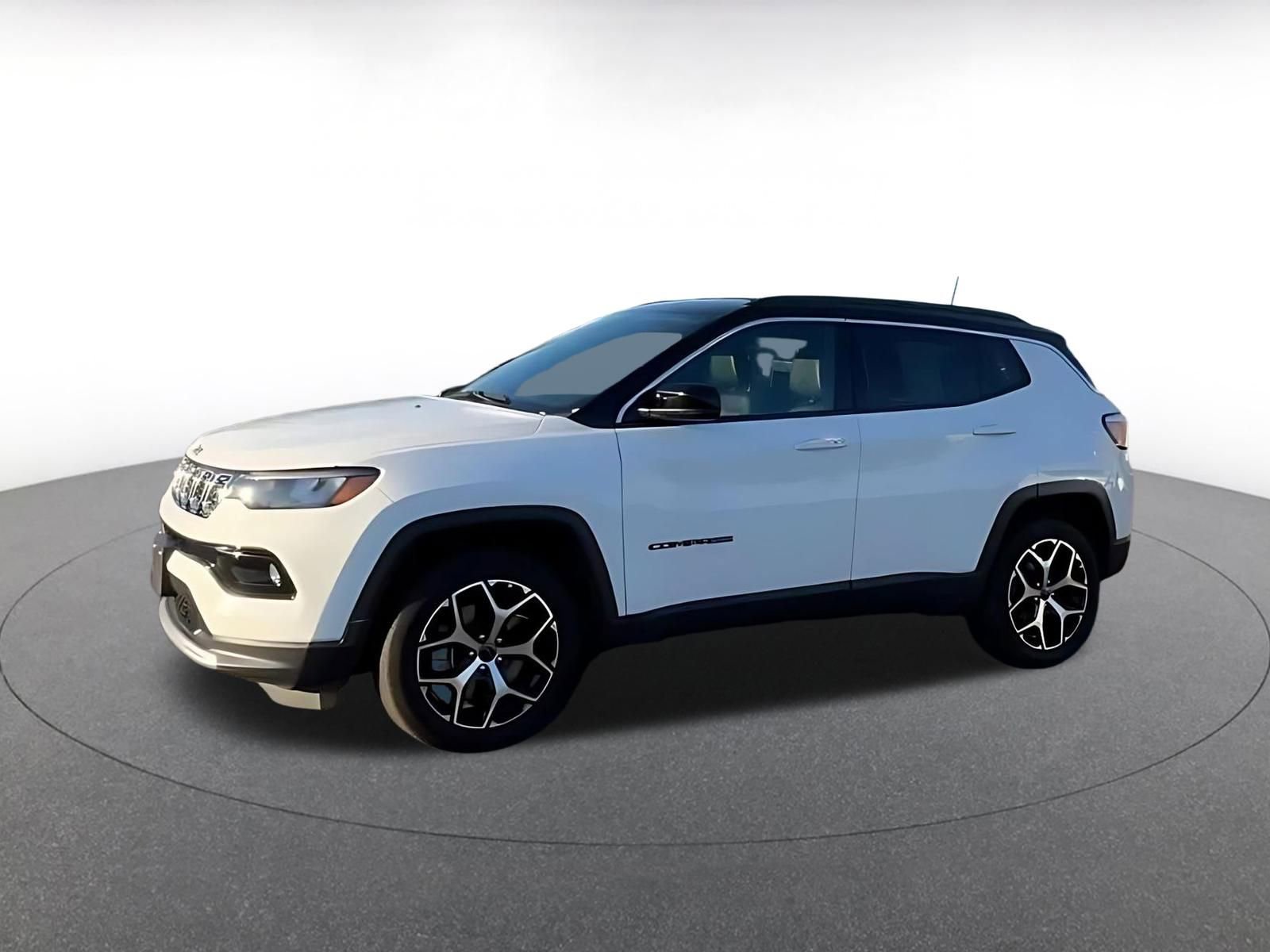 Thumbnail: 2025 Jeep Compass - 8