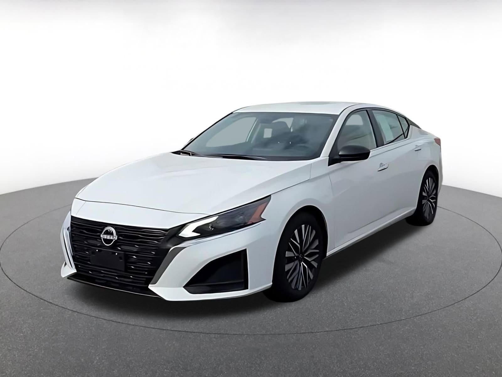 Thumbnail: 2025 Nissan Altima - 4