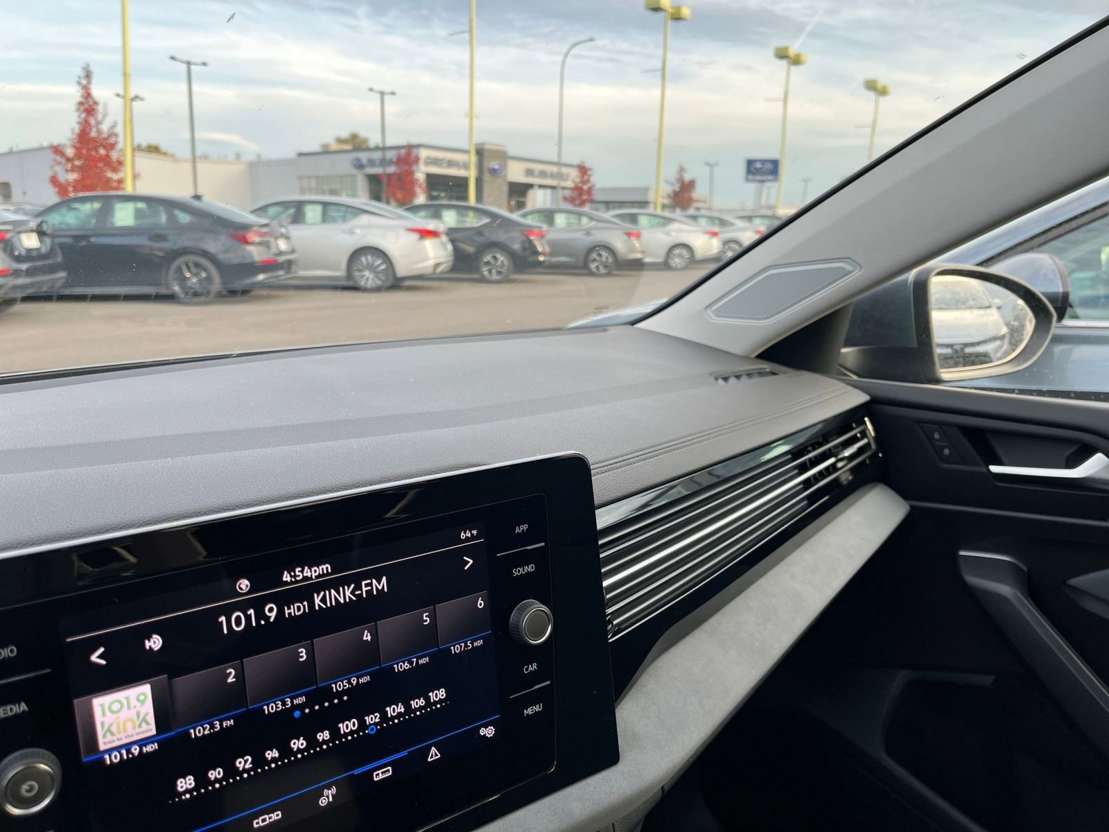 Thumbnail: 2025 Volkswagen Jetta - 35