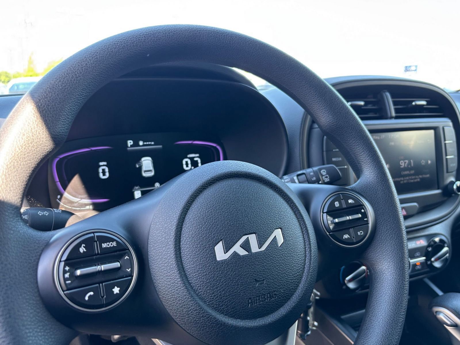 Thumbnail: 2025 Kia Soul - 25