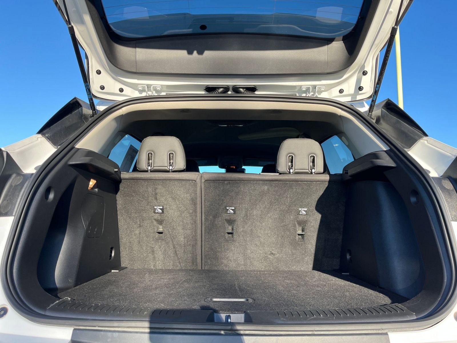 Thumbnail: 2025 Buick Encore GX - 31