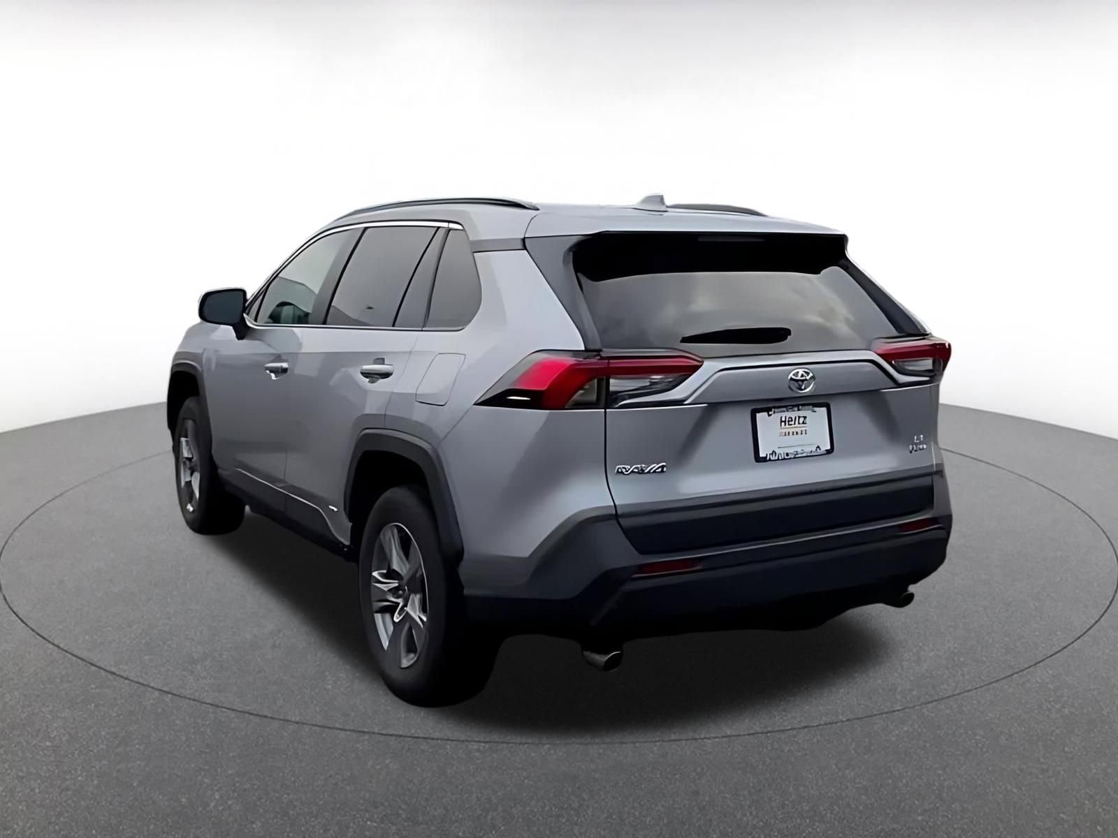 Thumbnail: 2025 Toyota RAV4 - 11