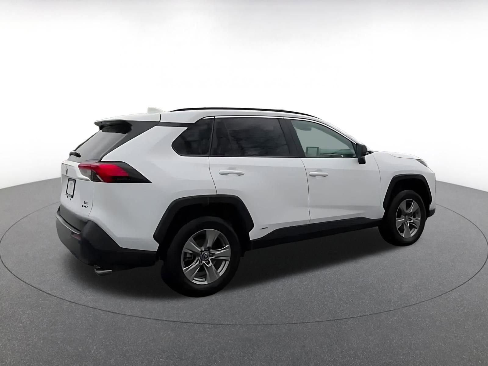 Thumbnail: 2025 Toyota RAV4 - 14