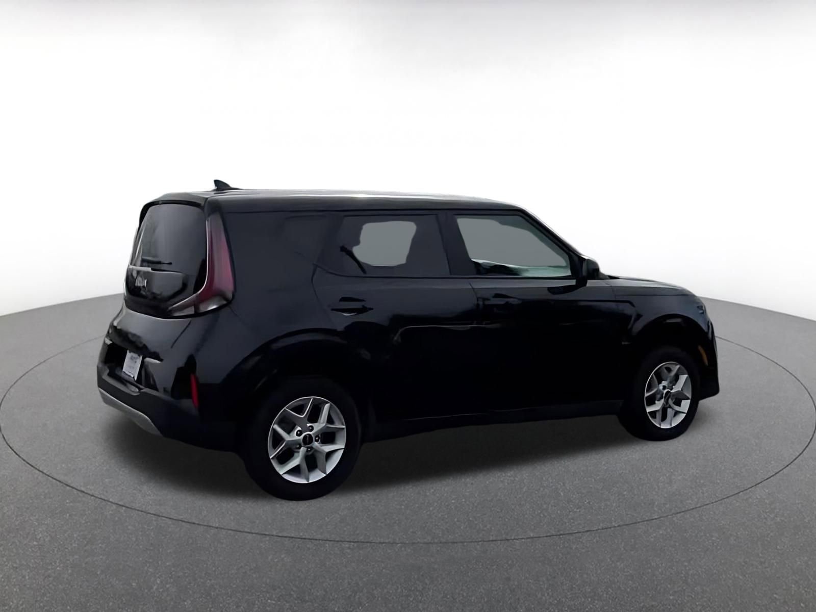 Thumbnail: 2025 Kia Soul - 15
