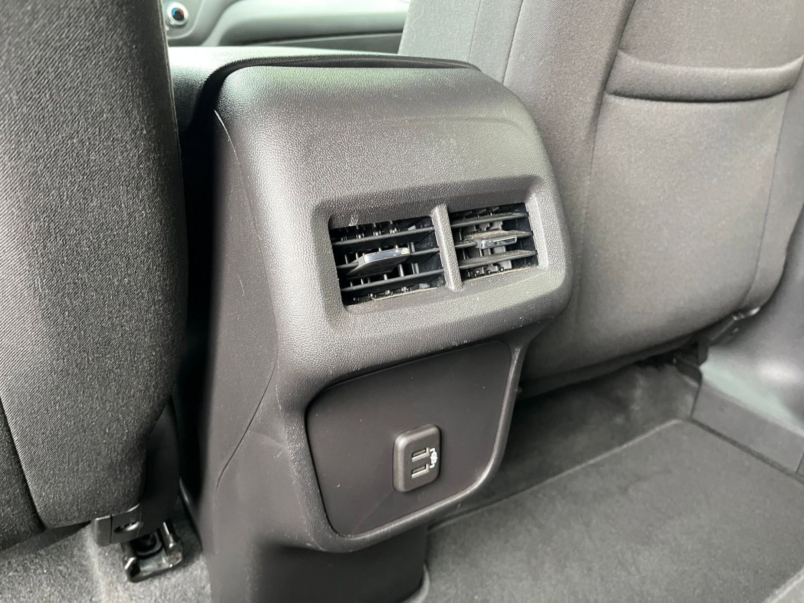 Thumbnail: 2024 Chevrolet Equinox - 27