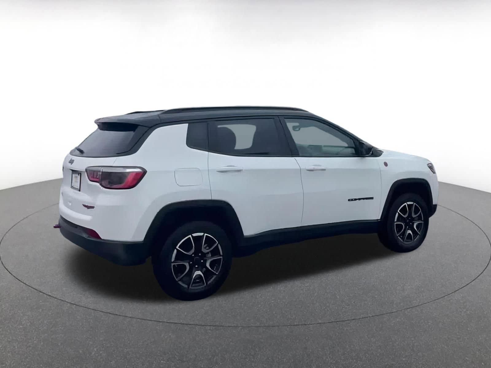 Thumbnail: 2025 Jeep Compass - 15