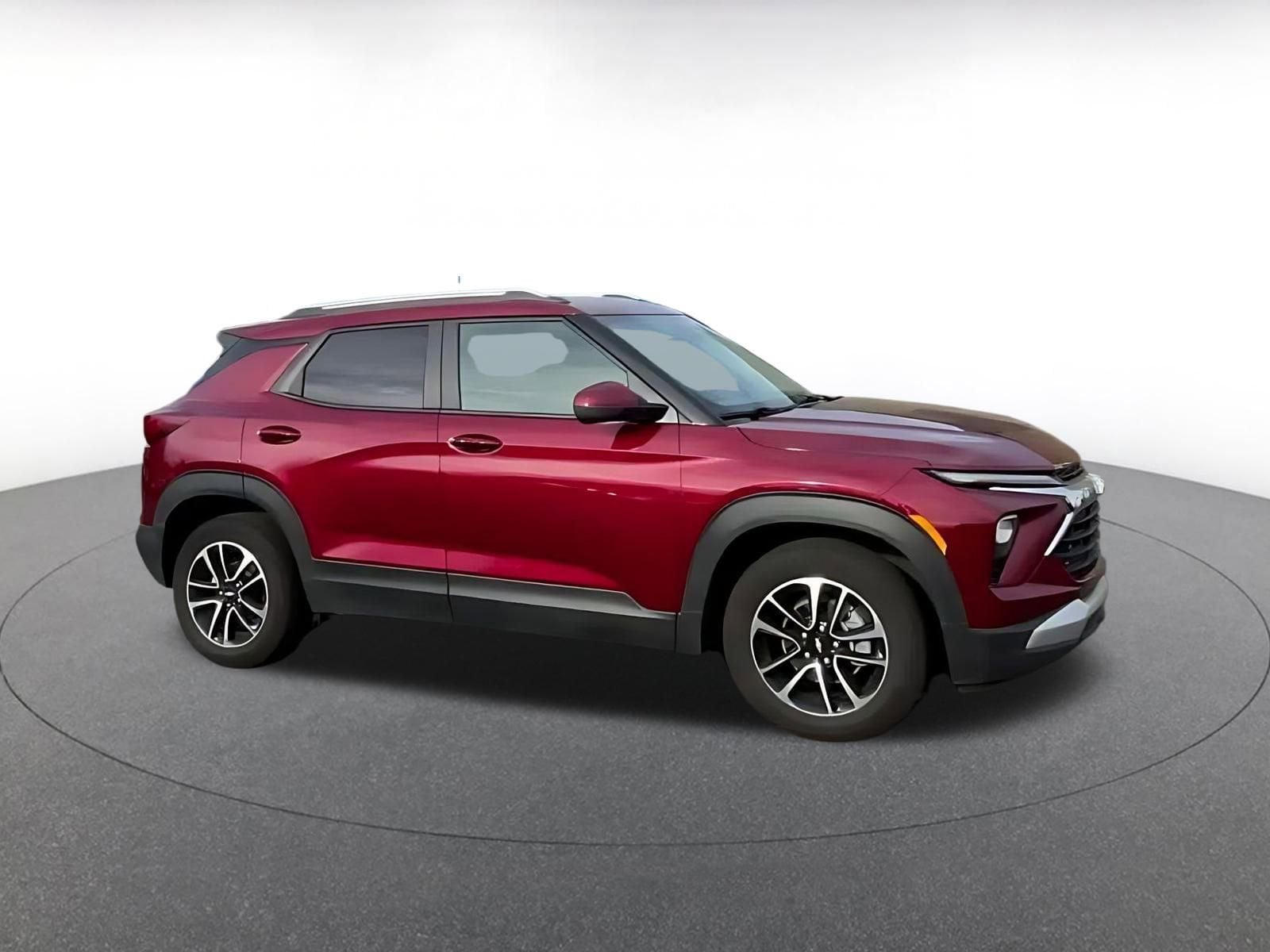 Thumbnail: 2025 Chevrolet TrailBlazer - 2