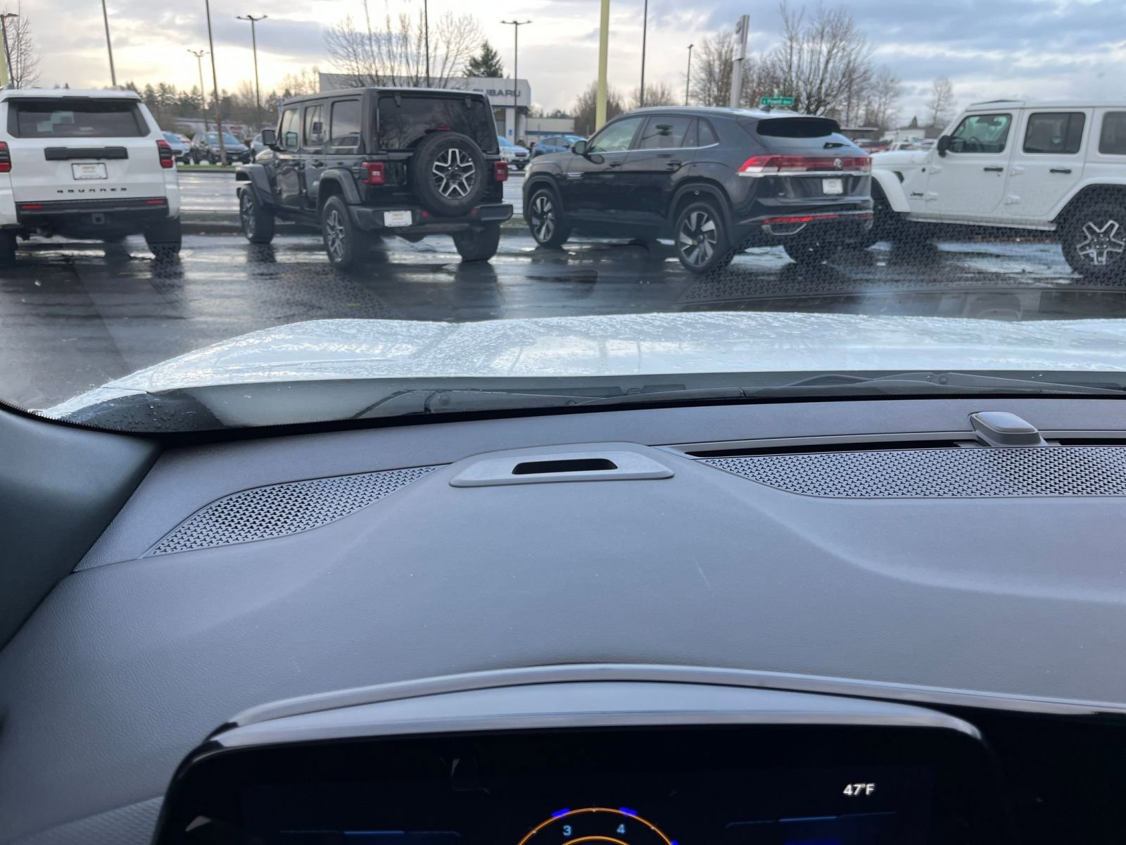 Thumbnail: 2025 Chevrolet Equinox - 33