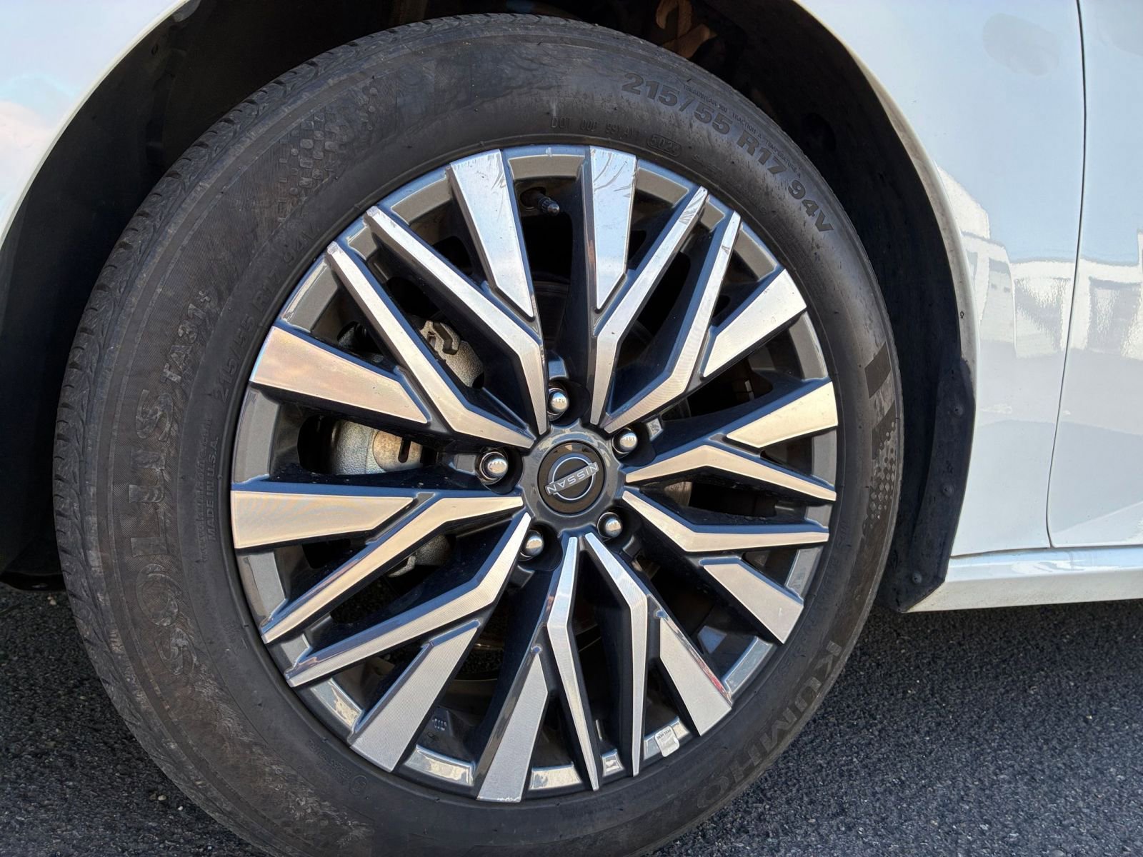 Thumbnail: 2025 Nissan Altima - 30