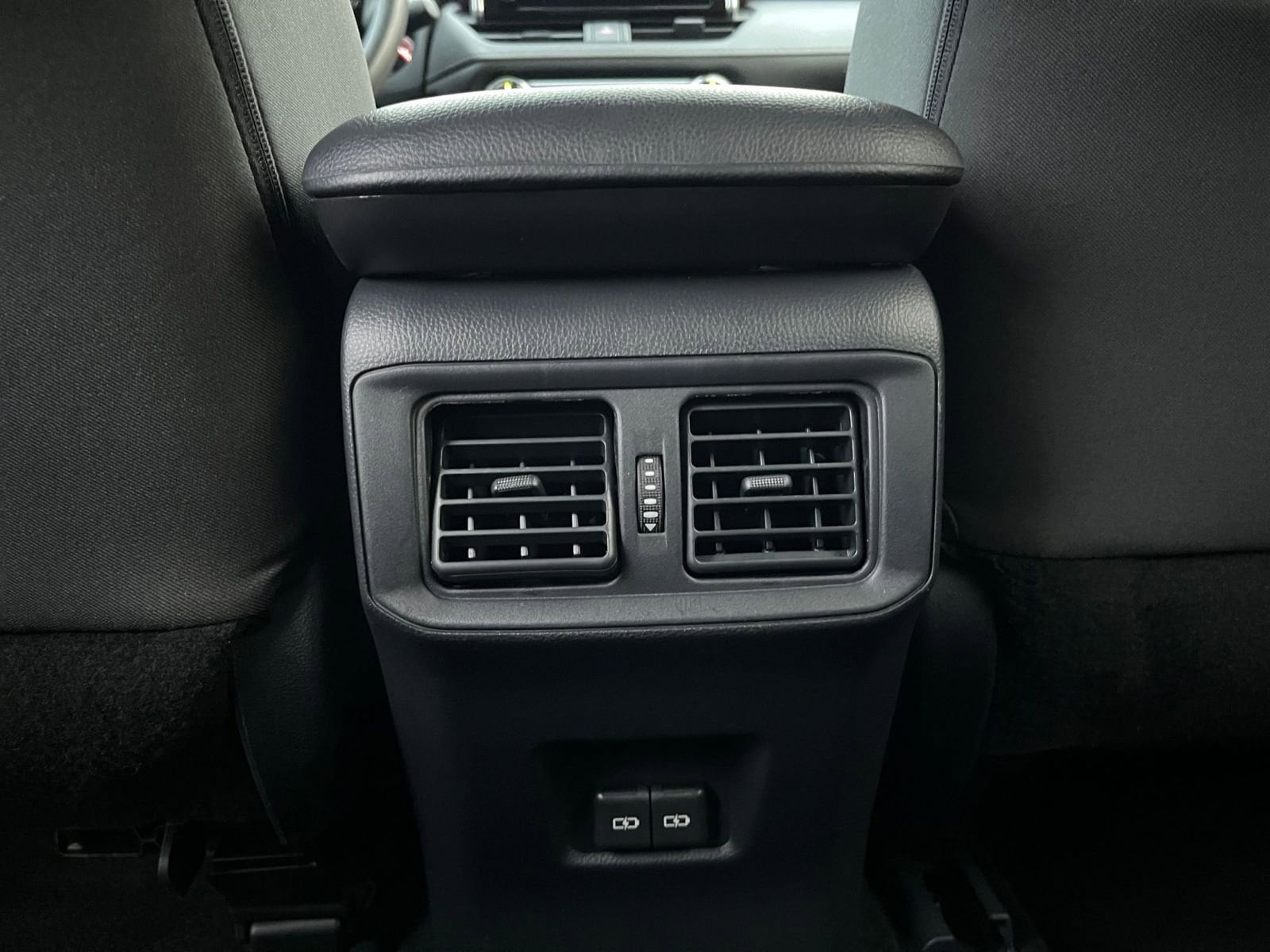 Thumbnail: 2025 Toyota RAV4 - 29