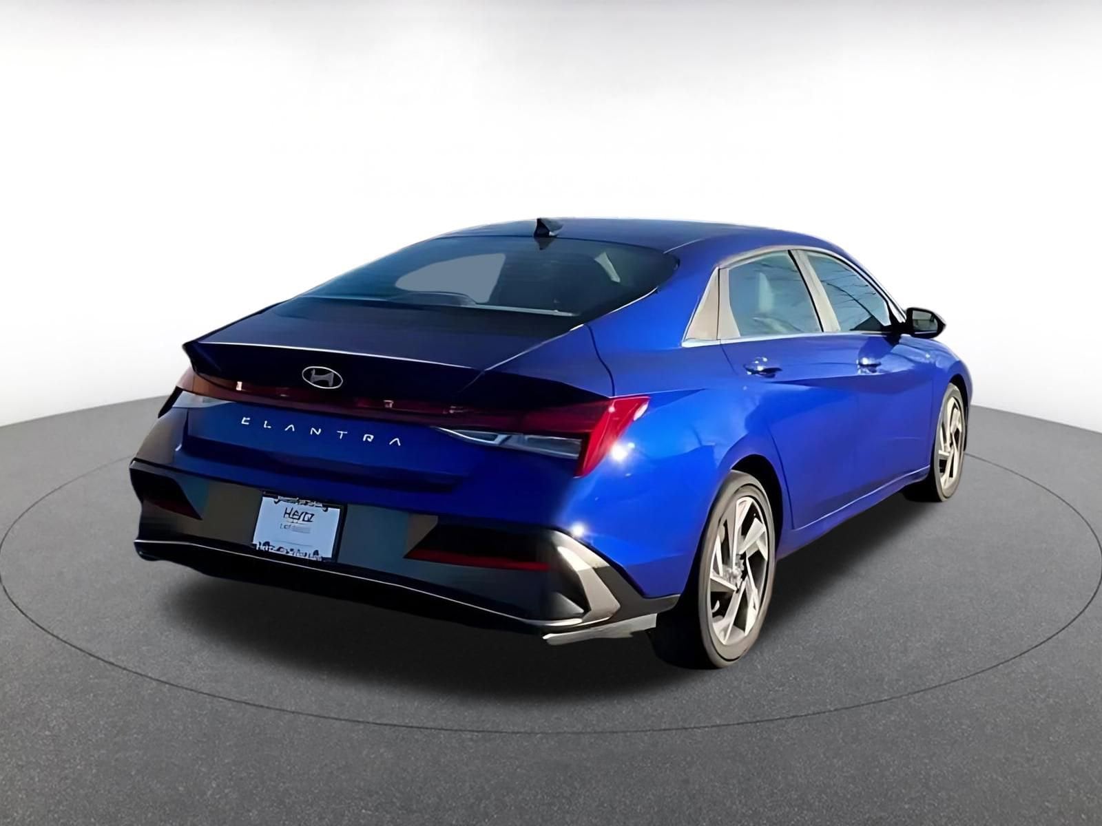 Thumbnail: 2025 Hyundai Elantra - 12