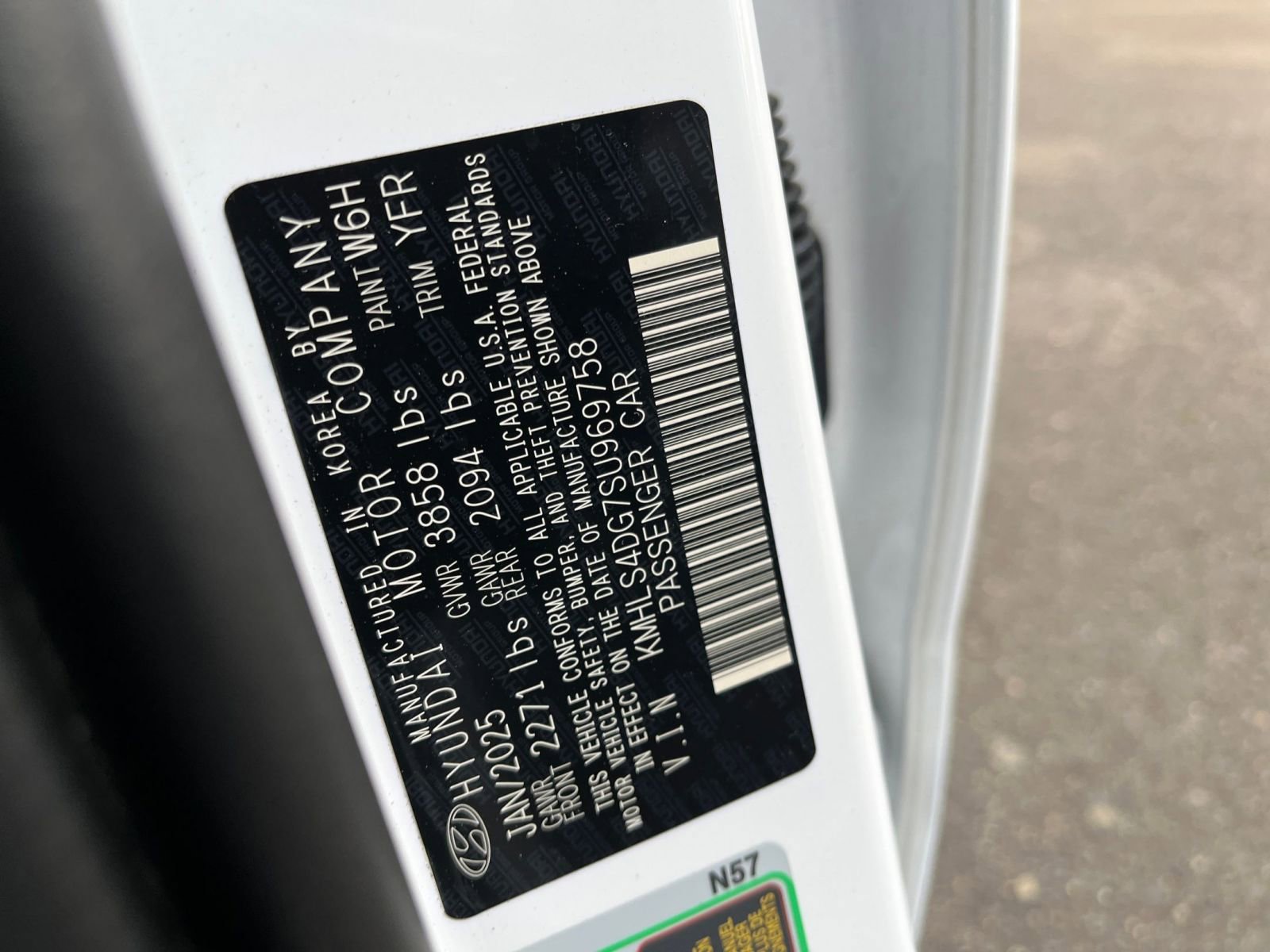 Thumbnail: 2025 Hyundai Elantra - 29