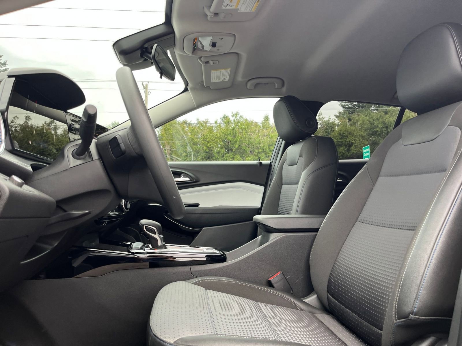 Thumbnail: 2025 Chevrolet Trax - 25