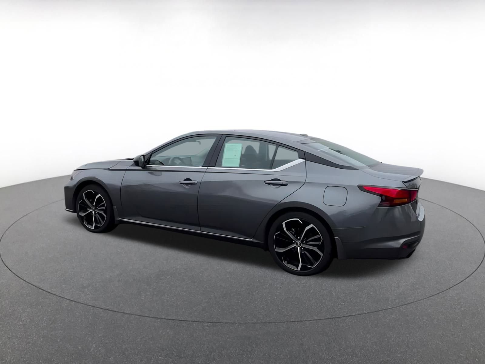 Thumbnail: 2023 Nissan Altima - 10