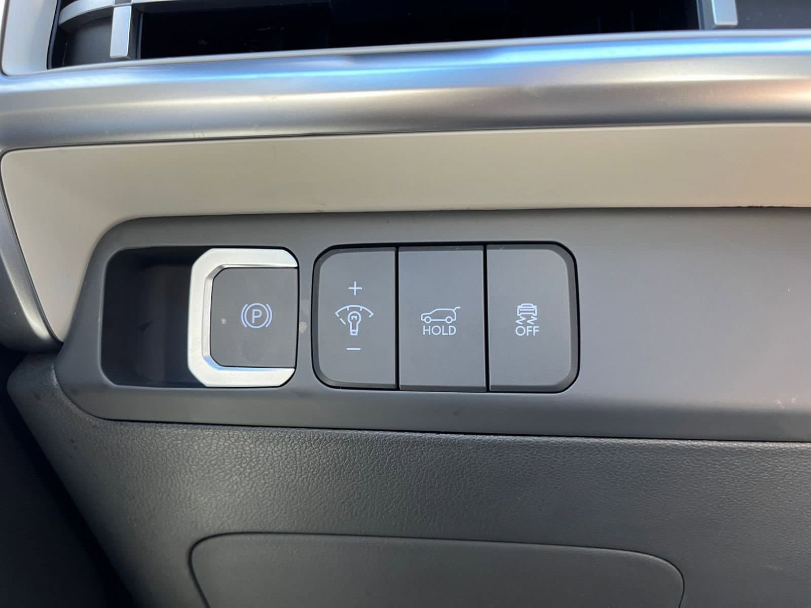 Thumbnail: 2025 Hyundai Santa Fe - 21