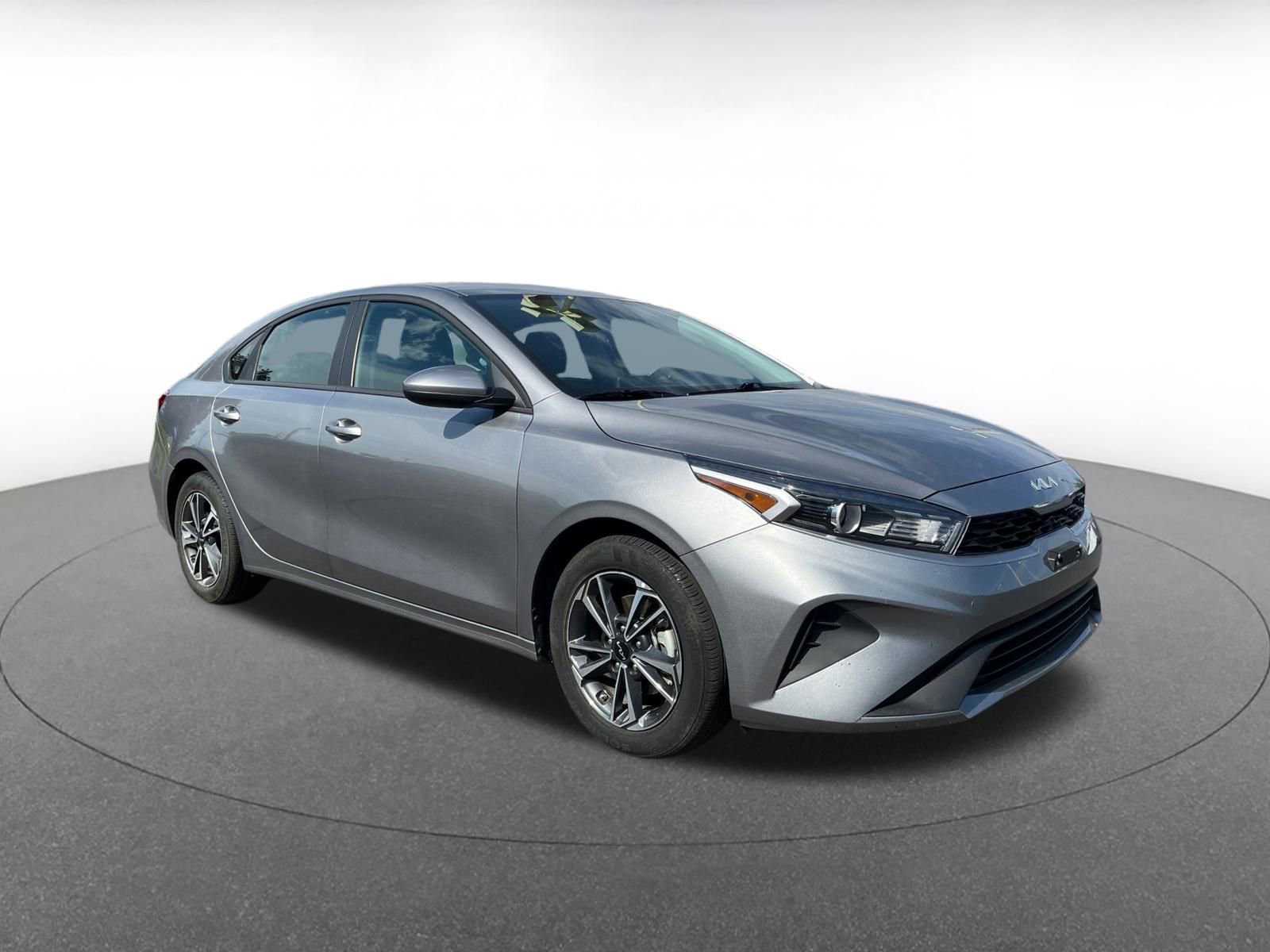 Thumbnail: 2024 Kia Forte - 1