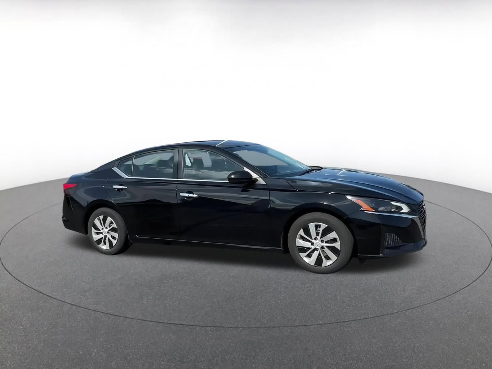 Thumbnail: 2023 Nissan Altima - 2
