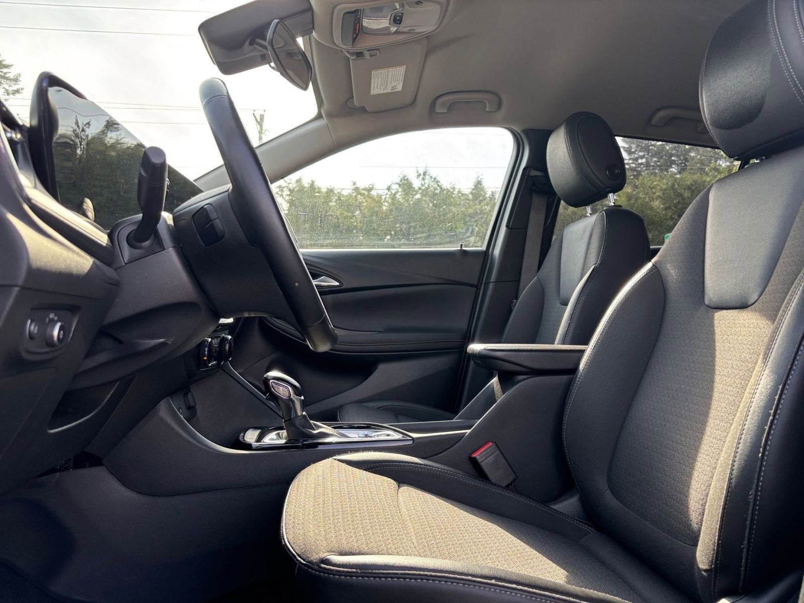 Thumbnail: 2025 Buick Encore GX - 25