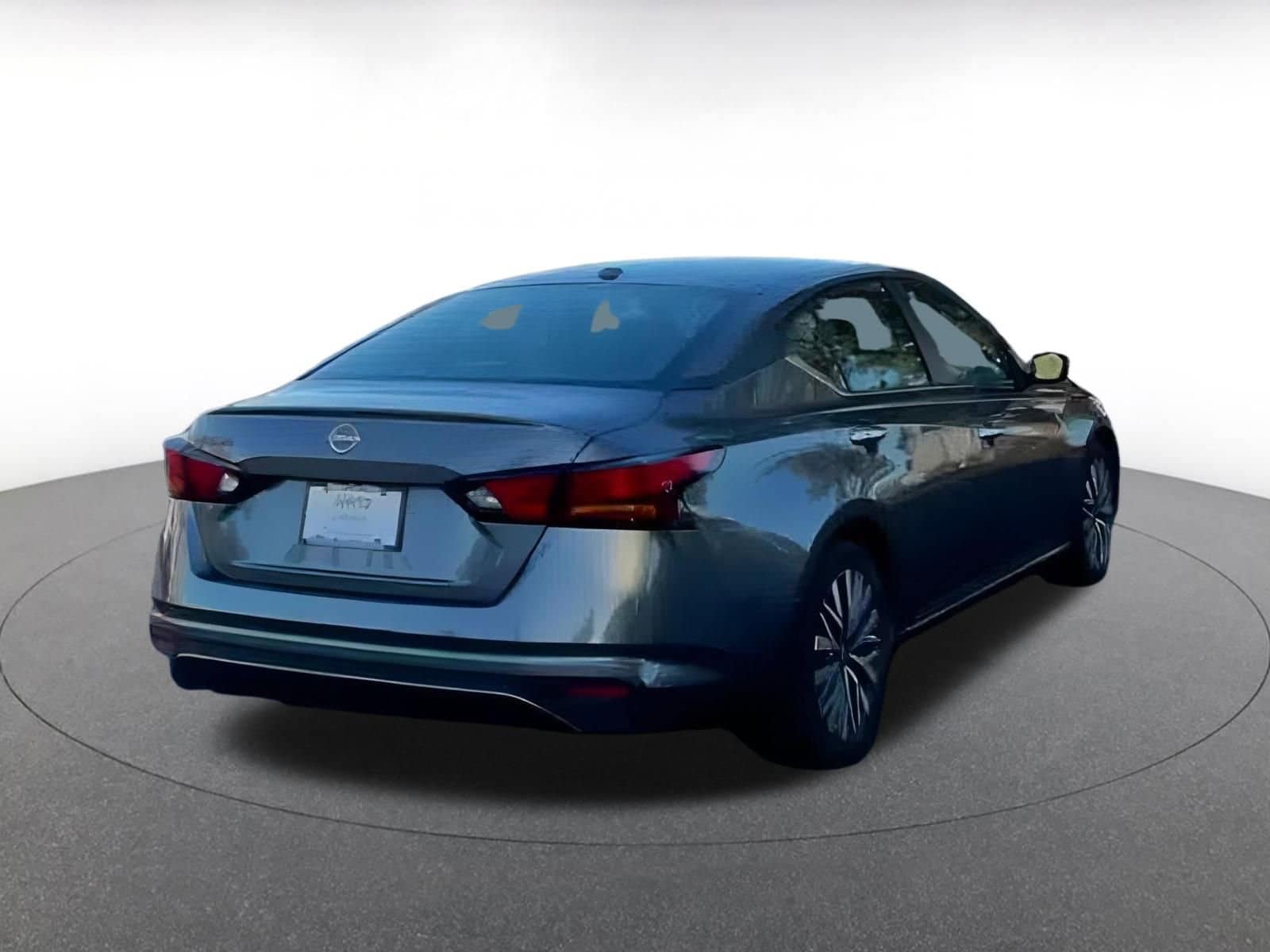 Thumbnail: 2024 Nissan Altima - 12