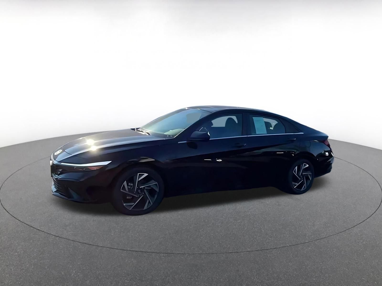 Thumbnail: 2025 Hyundai Elantra - 8