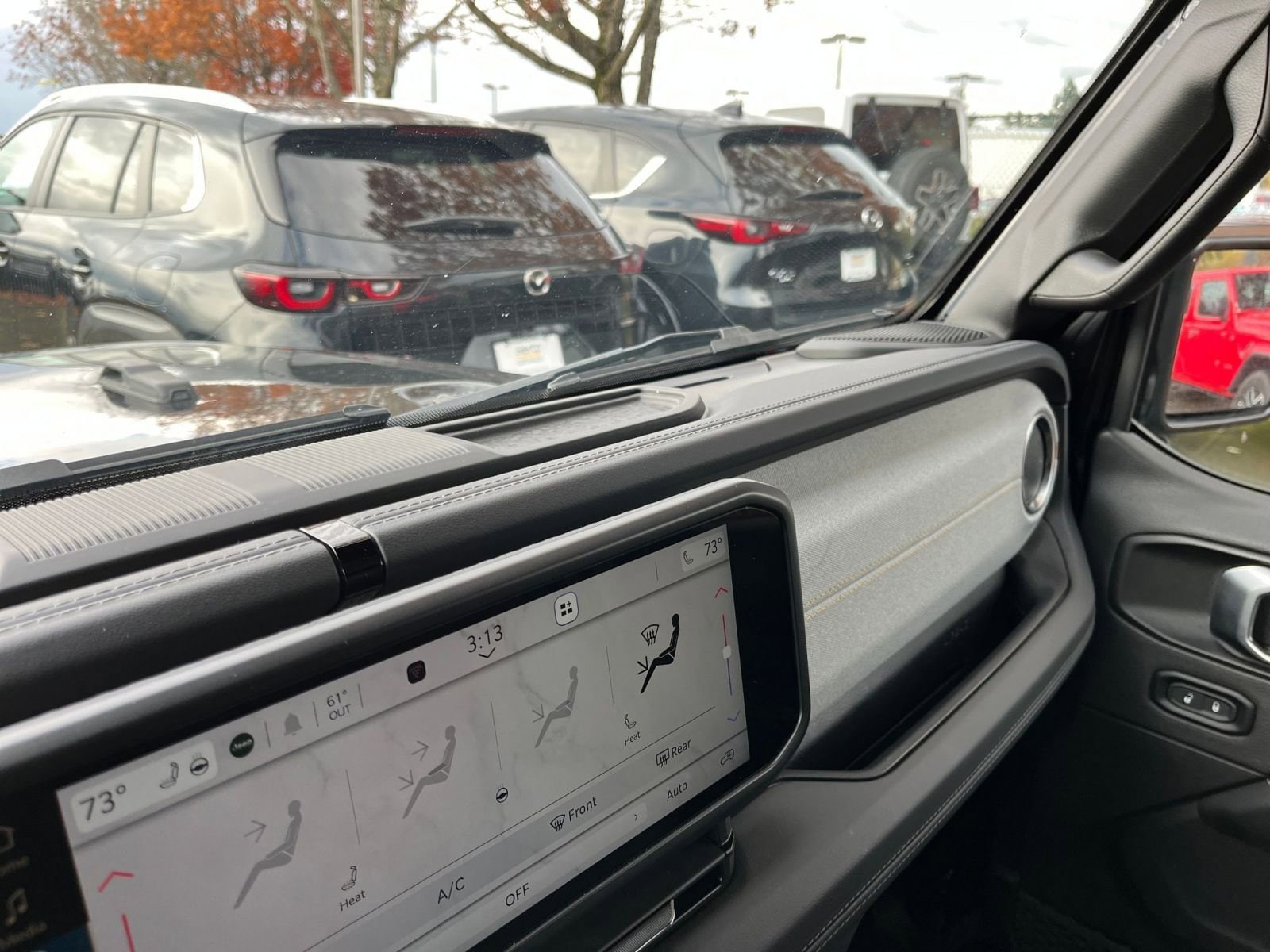 Thumbnail: 2025 Jeep Wrangler - 34