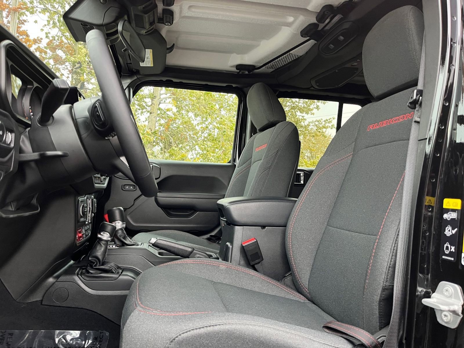 Thumbnail: 2025 Jeep Wrangler - 25