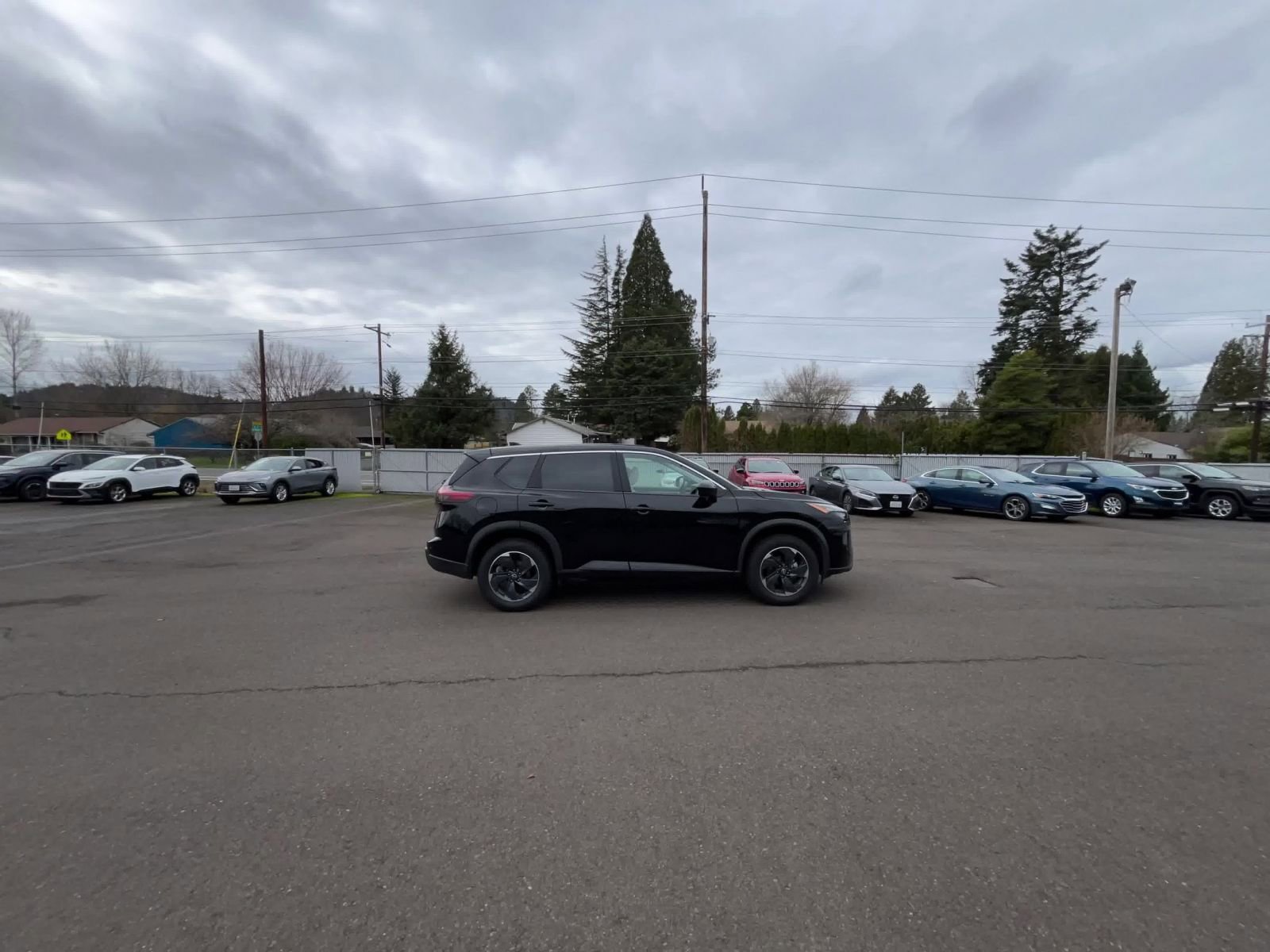 Thumbnail: 2025 Nissan Rogue - 16