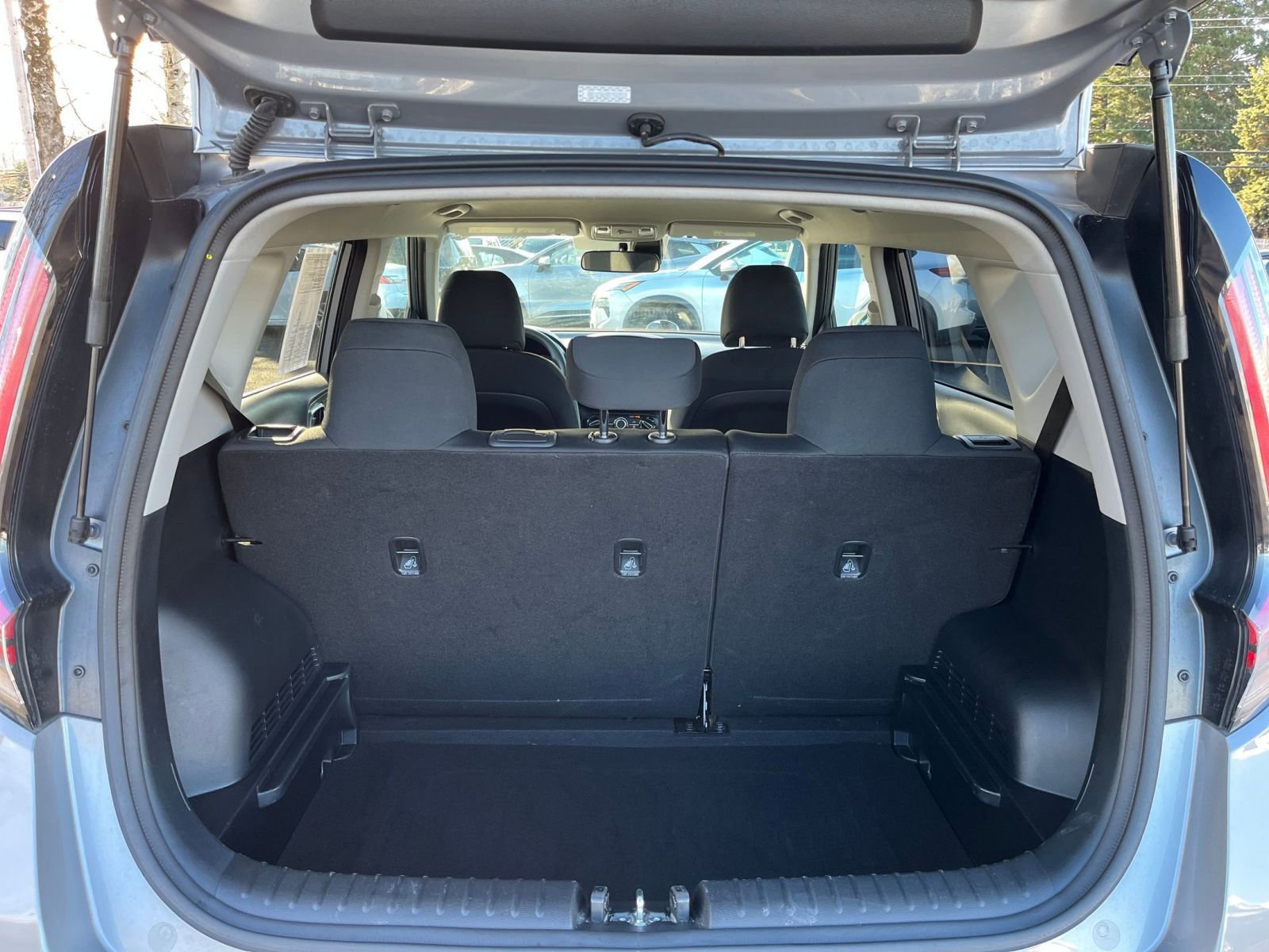 Thumbnail: 2025 Kia Soul - 30