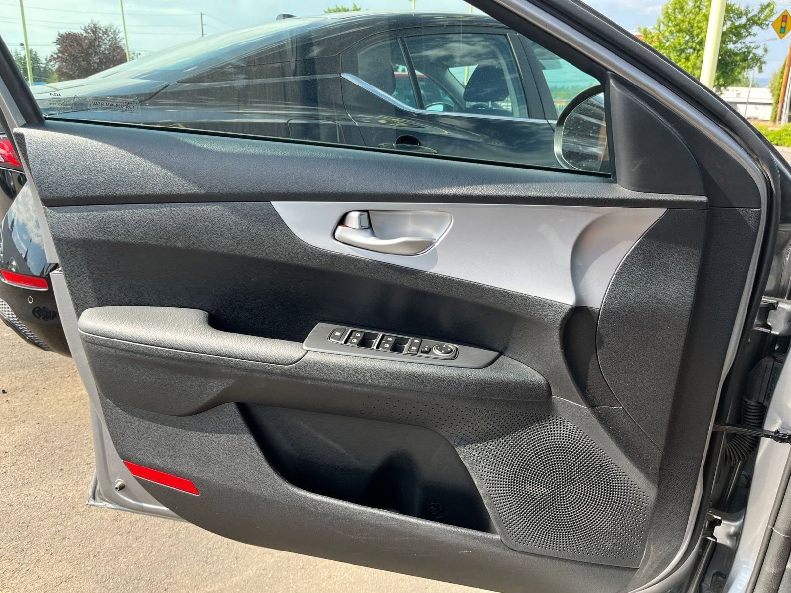 Thumbnail: 2024 Kia Forte - 20