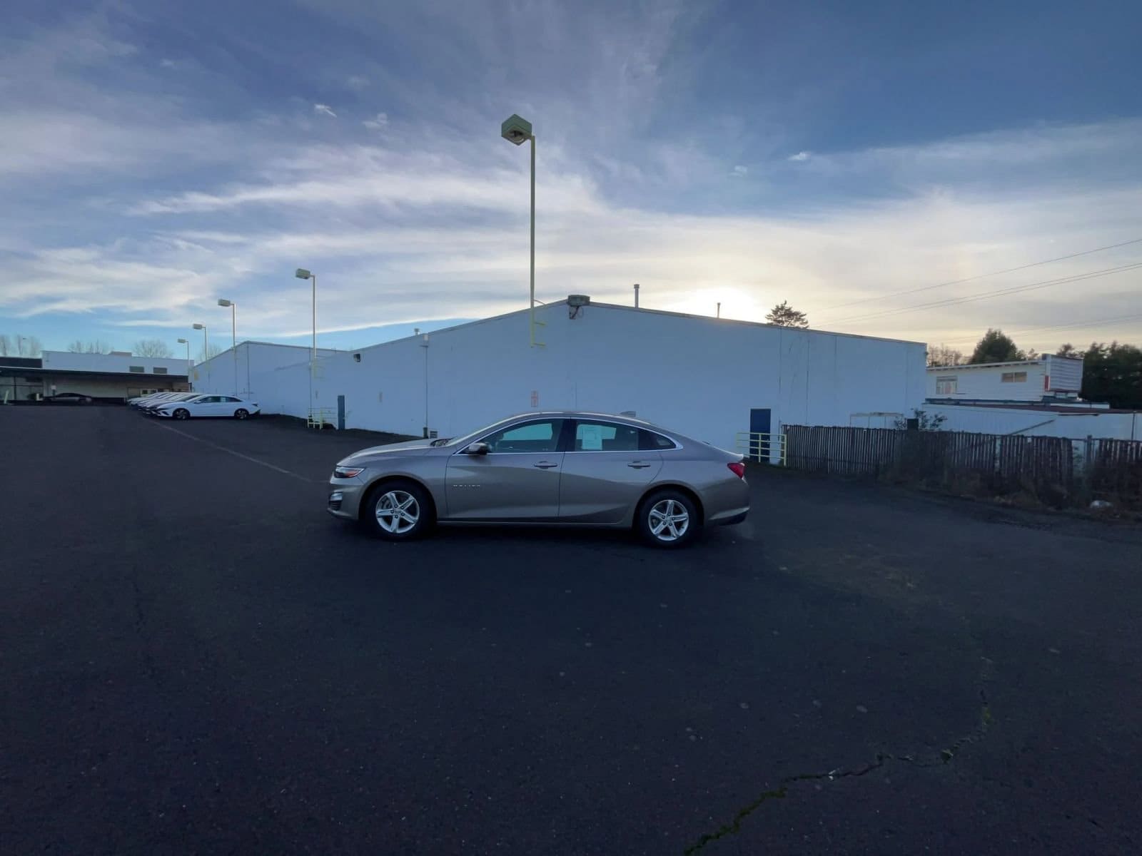 Thumbnail: 2023 Chevrolet Malibu - 16