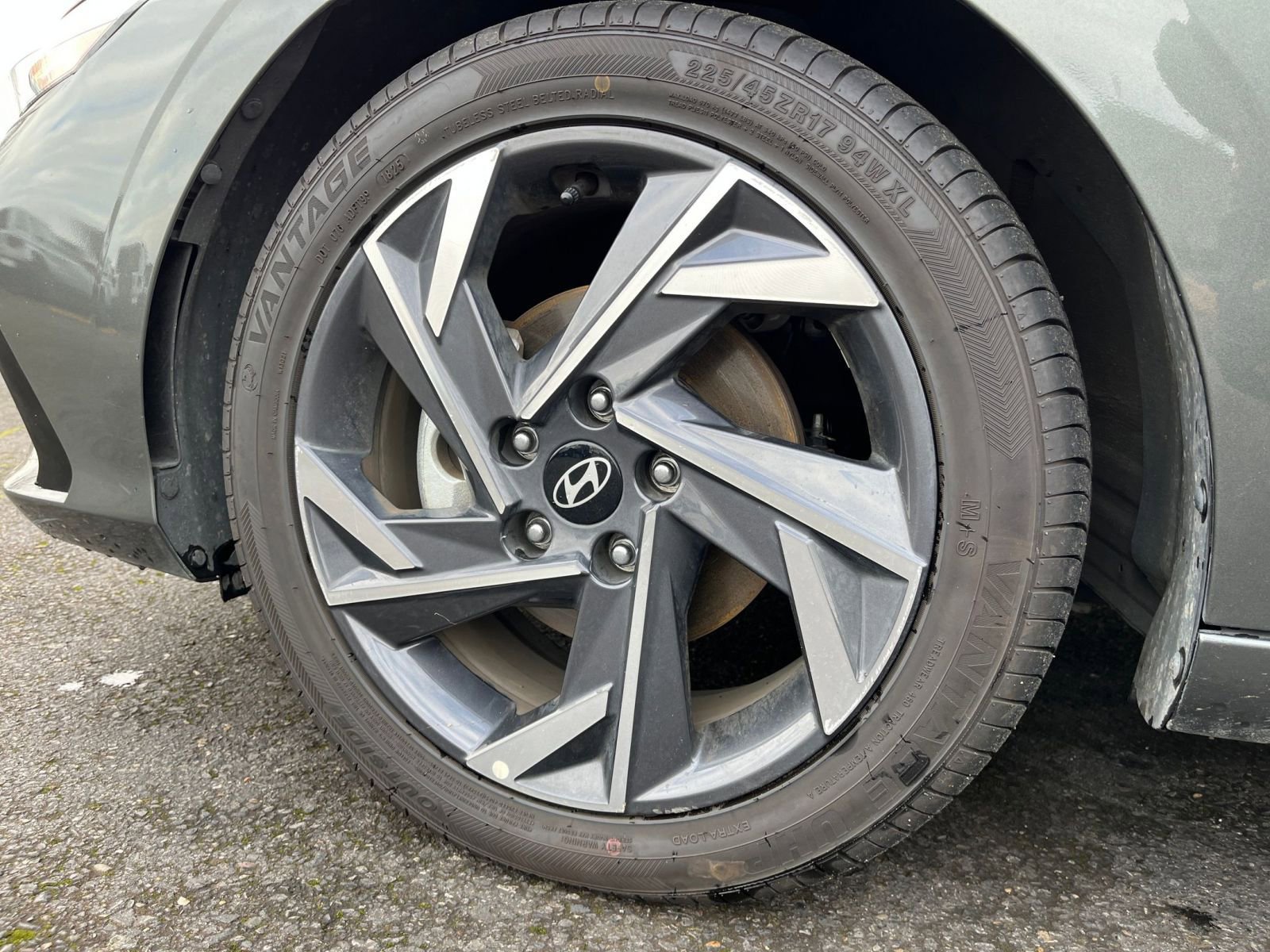 Thumbnail: 2025 Hyundai Elantra - 29