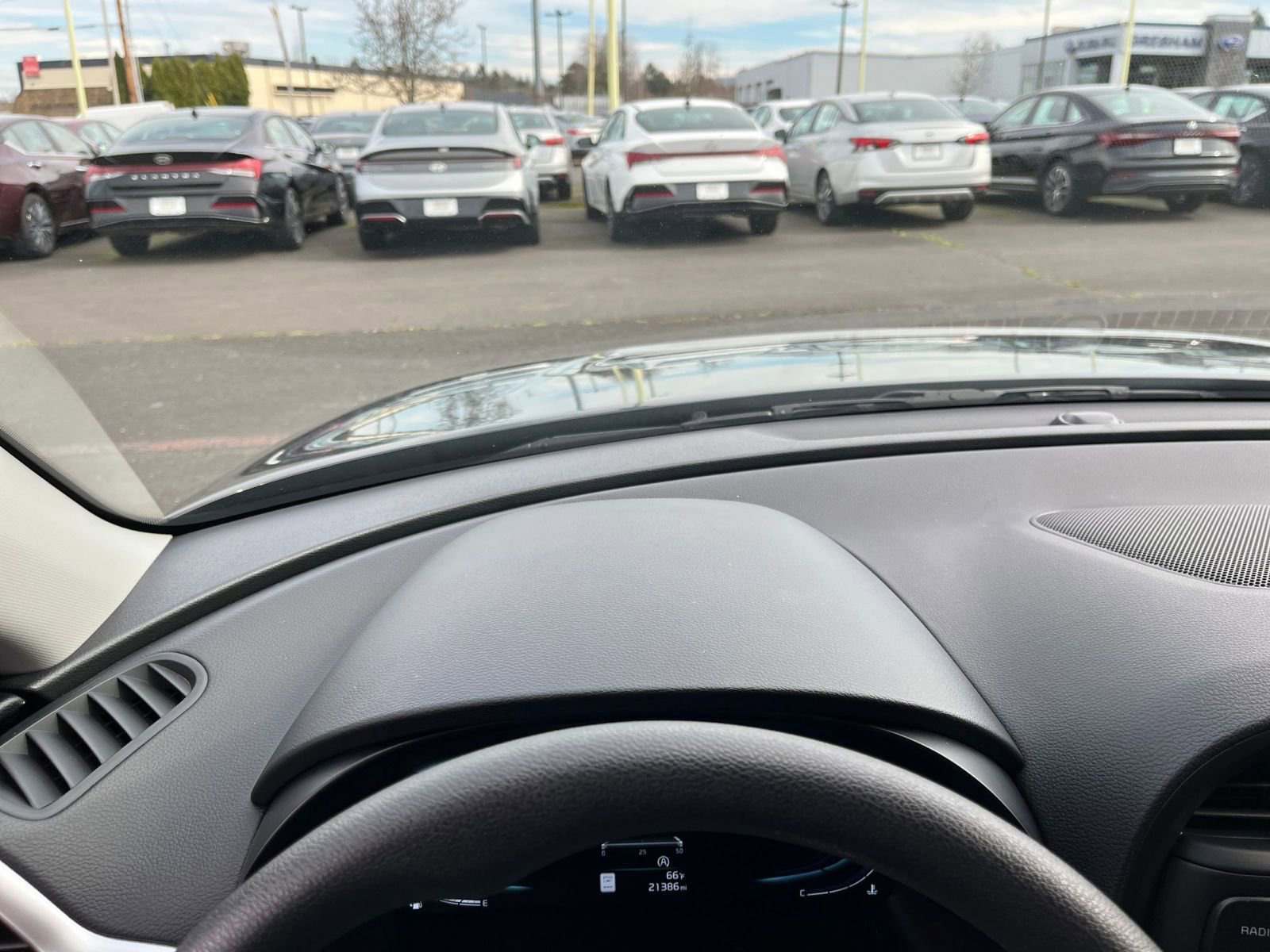 Thumbnail: 2025 Kia Soul - 32