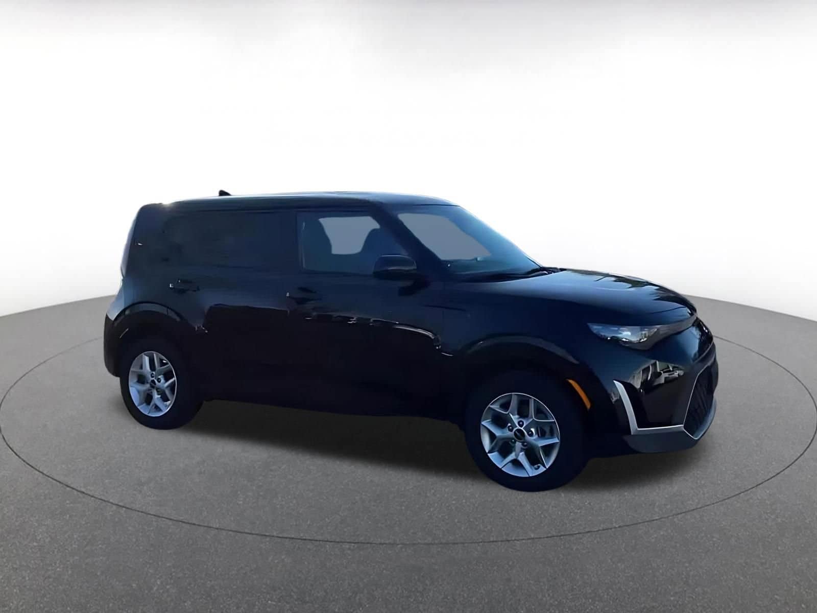 Thumbnail: 2025 Kia Soul - 2
