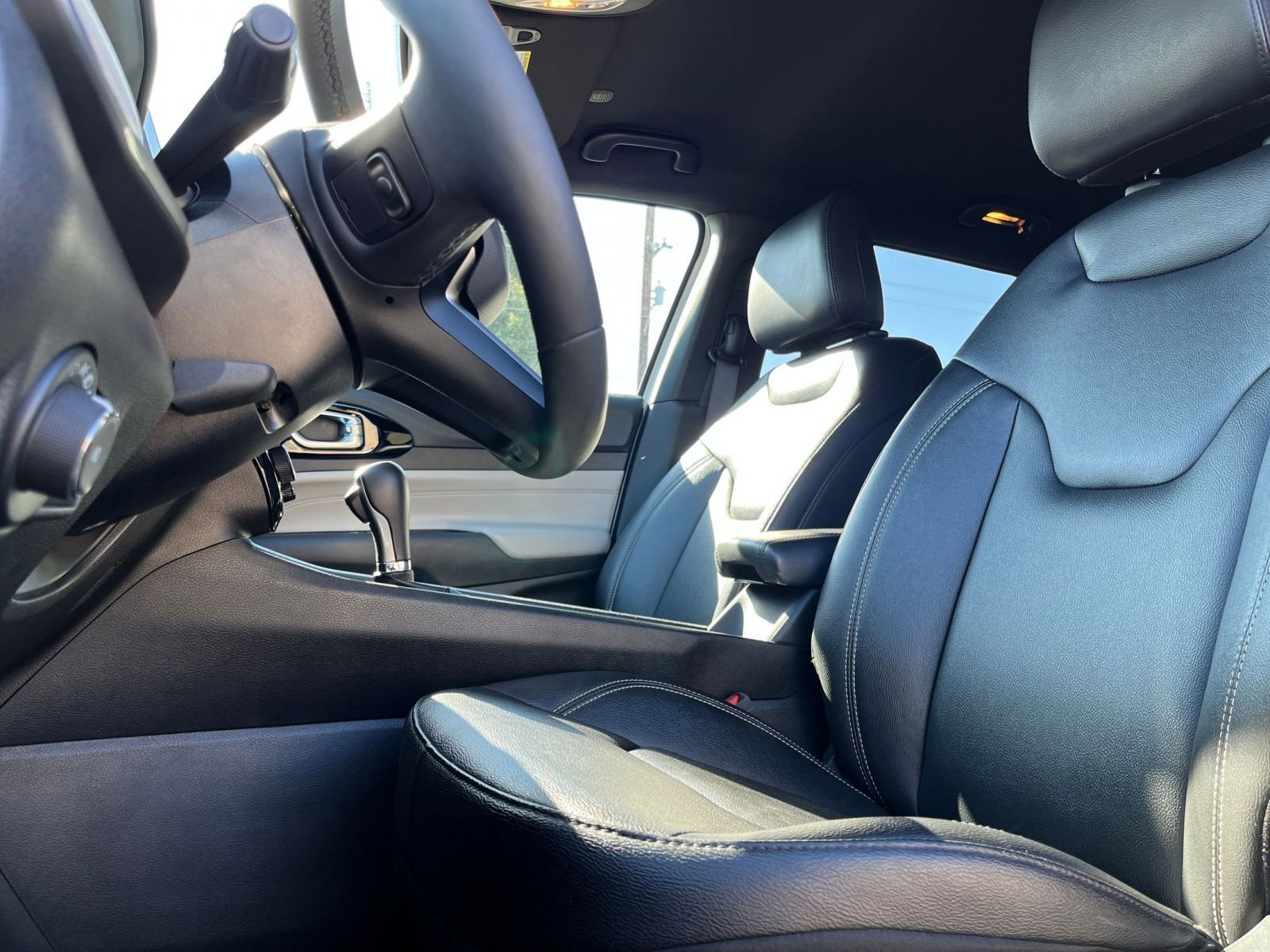 Thumbnail: 2025 Jeep Compass - 29