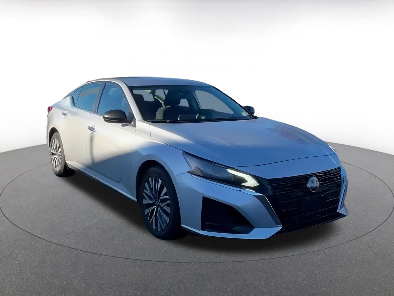 Thumbnail: 2024 Nissan Altima - 3