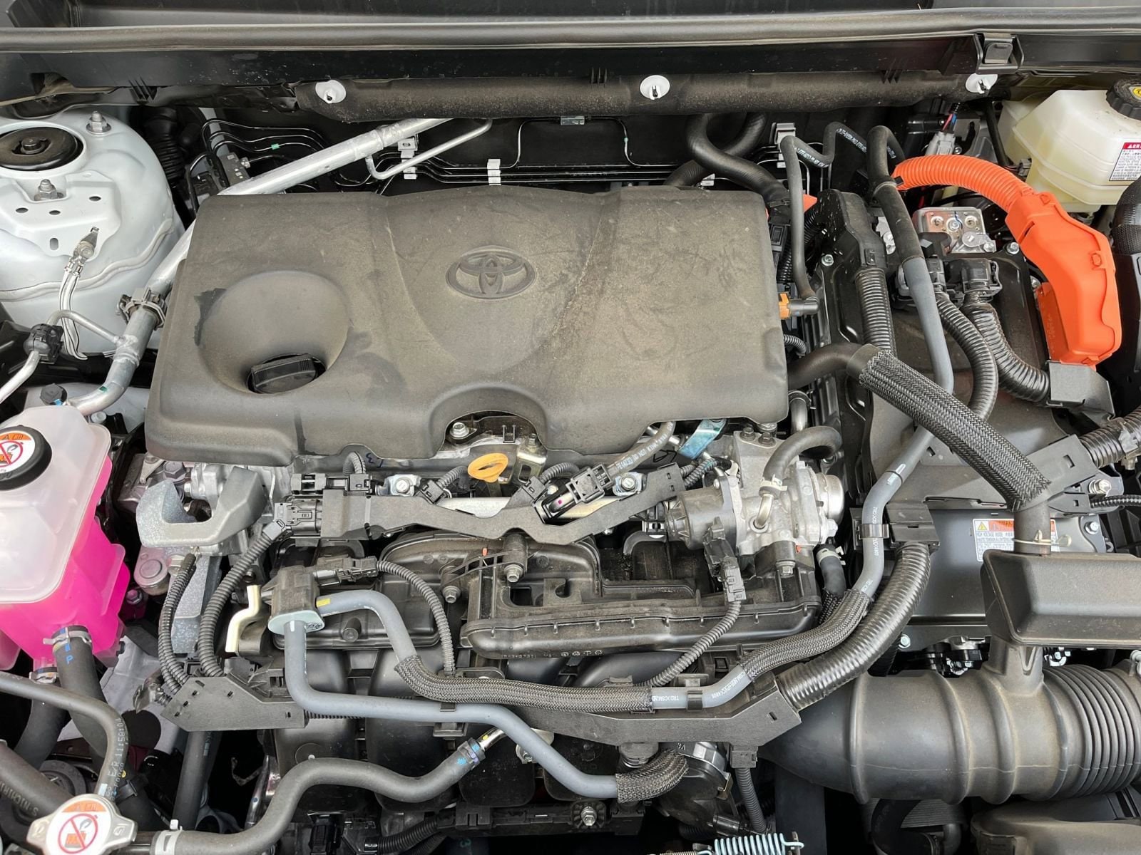 Thumbnail: 2025 Toyota RAV4 - 33