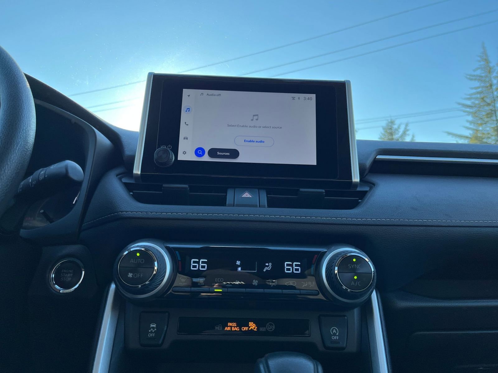 Thumbnail: 2025 Toyota RAV4 - 22