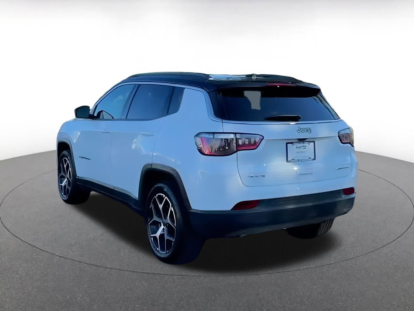 Thumbnail: 2025 Jeep Compass - 11