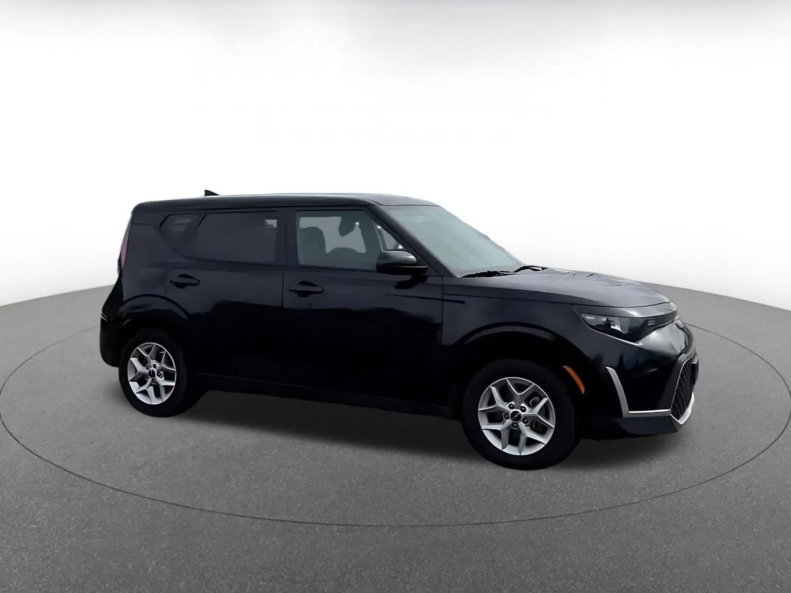 Thumbnail: 2025 Kia Soul - 2