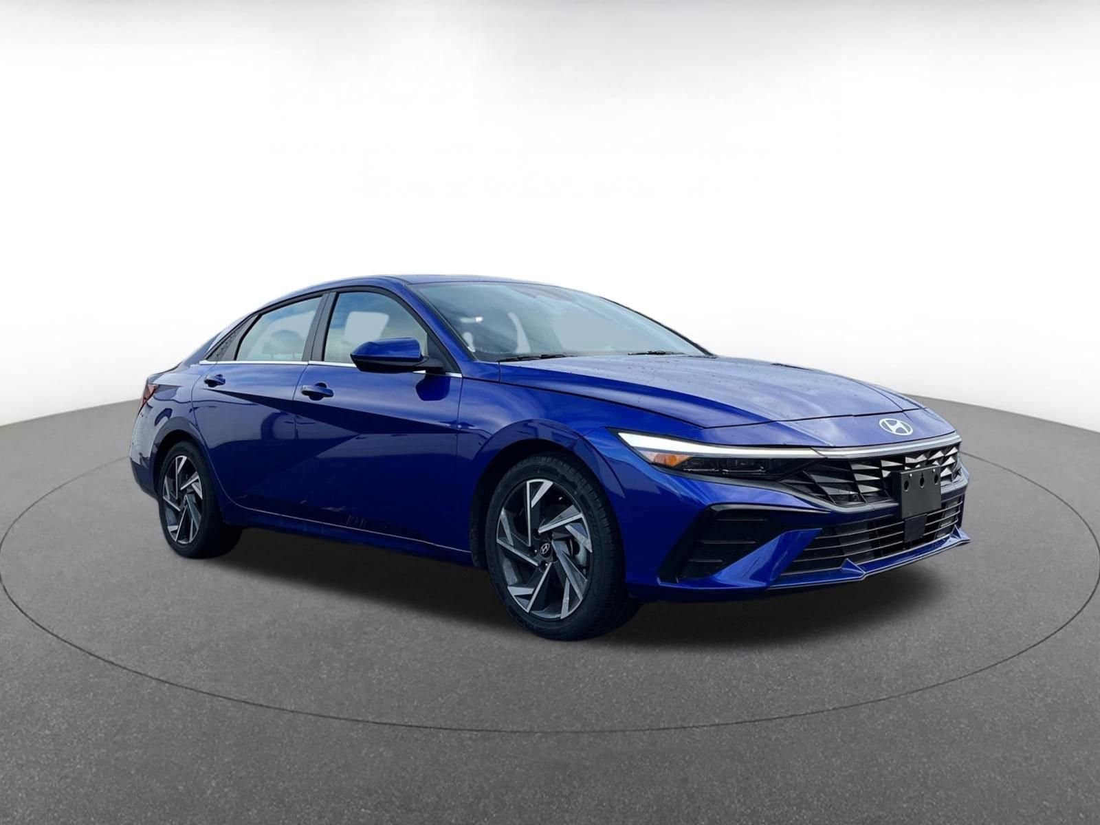 Thumbnail: 2025 Hyundai Elantra - 1