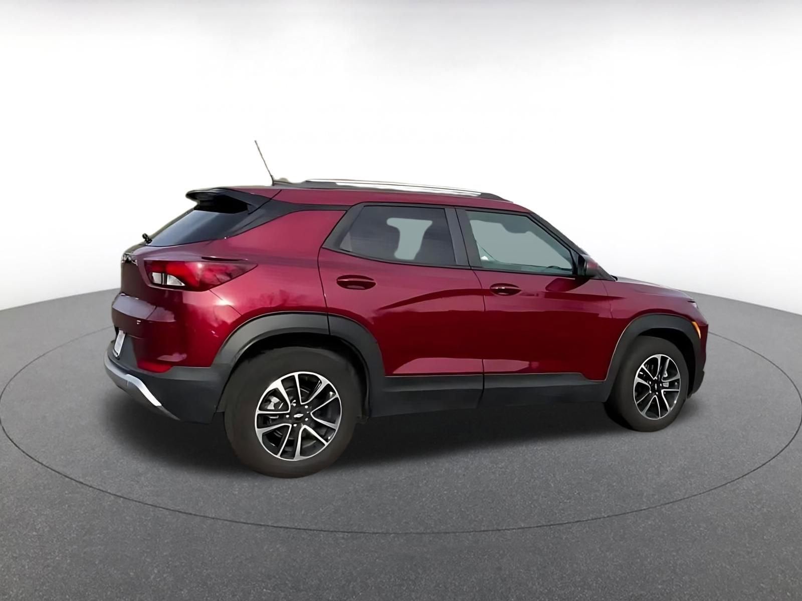 Thumbnail: 2025 Chevrolet TrailBlazer - 14